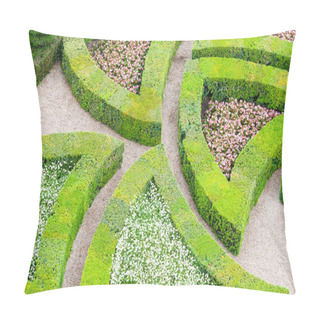 Personality  Garden With Many Different Kinds Of Boxwood Pillow Covers