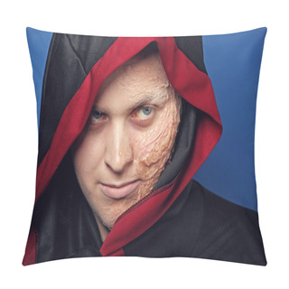 Personality  Scary Dead Woman Pillow Covers