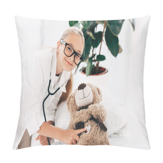 Personality  Smiling Kid In Doctor Costume Examining Teddy Bear With Stethoscope Pillow Covers