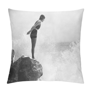 Personality  Female Swimmer On Rock Above Crashing Surf Pillow Covers