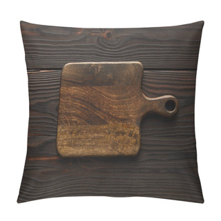 Personality  Top View Of Wooden And Empty Cutting Board With Copy Space  Pillow Covers