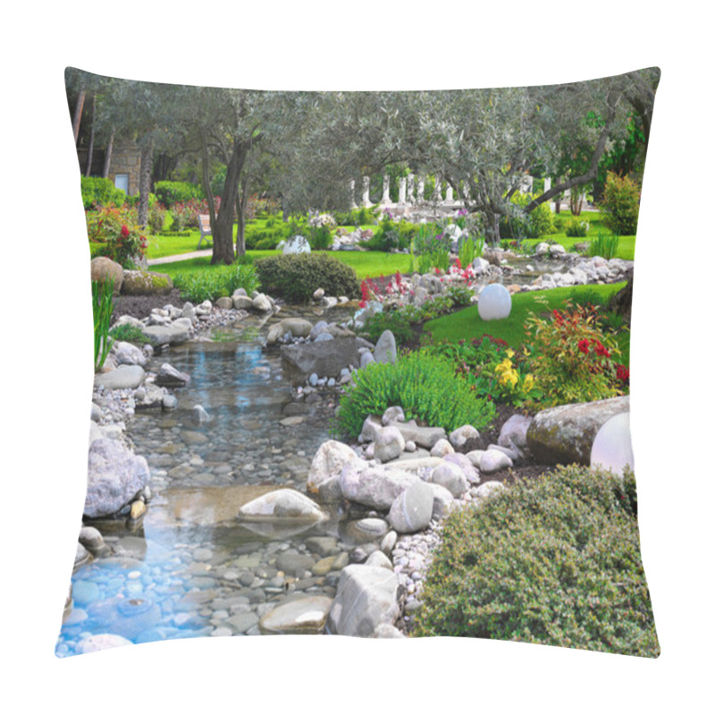 Personality  Spring flowers in the Asian garden pillow covers