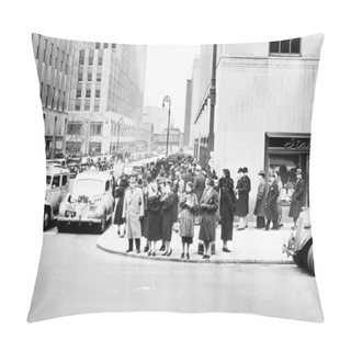 Personality  Fifth Avenue And 50th Street Pillow Covers