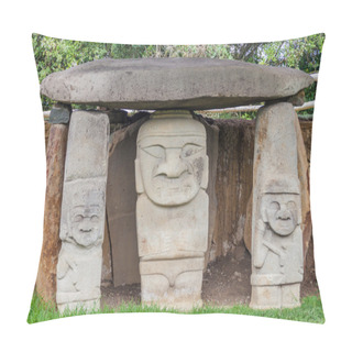 Personality  Ancient Statues In Archeological Park In San Agustin Pillow Covers