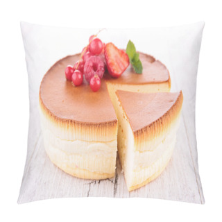 Personality  Cheesecake With Berry Fruits Pillow Covers