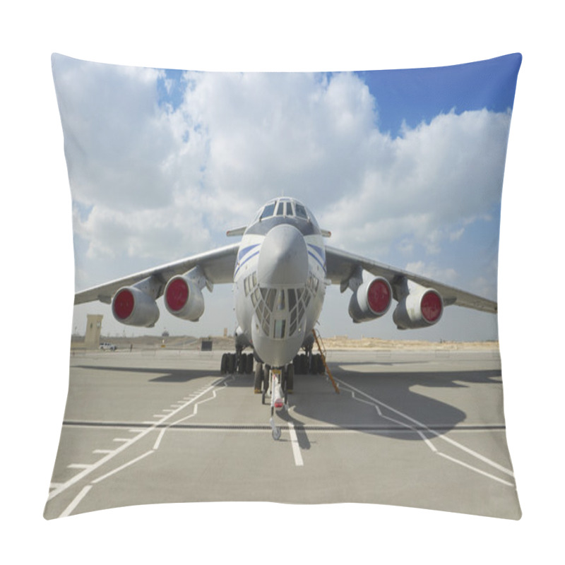 Personality  Front View Of An Airplane Pillow Covers