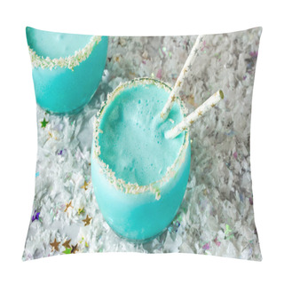 Personality  Jack Frost Christmas Cocktail With Coconut Rum, Blue Curacao, Coconut Cream And Pineapple Juice Pillow Covers