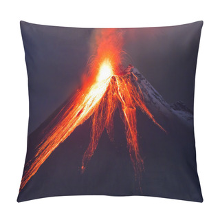 Personality  Close Up Volcano Eruption (Tungurahua) Pillow Covers