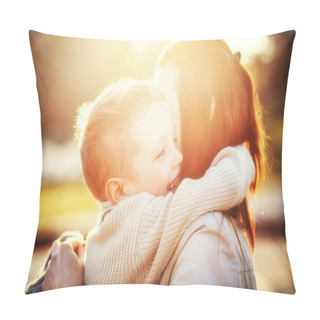 Personality  Mother Hugging Her Child In The Park Pillow Covers