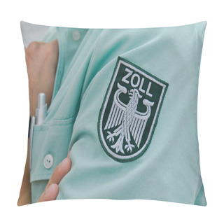 Personality  Label Of A German Customs Officer Pillow Covers