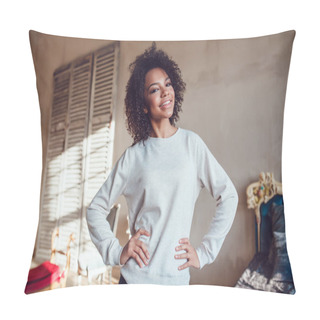 Personality  Beautiful African Girl Dressed In Blank Sweatshirt Standing In The Old Style Room. Mock-up. Pillow Covers