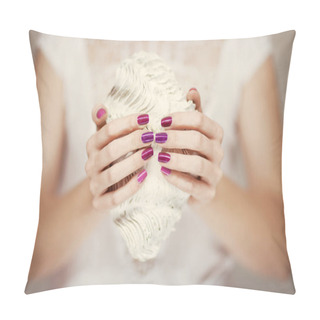 Personality  Beautiful Woman Hands With Perfect Pink Nail Polish Holding Giant Clam, Can Be Used As Background Pillow Covers