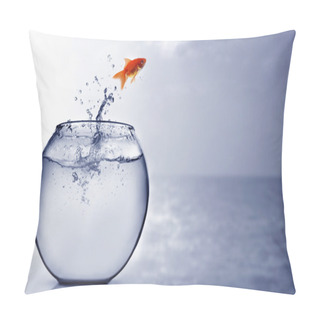 Personality  Goldfish Jumping Into The Sea Pillow Covers