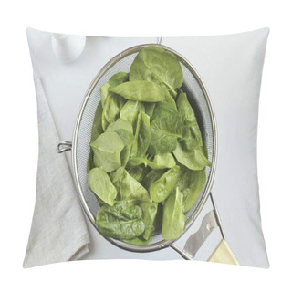 Personality  While The Vegetables Are Boiling, Rinse The Spinach Thoroughly, Cut Off The Stems. Fold On A Sieve To Allow The Glass To Moisture. Pillow Covers