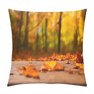 Personality  Colorful Leaves Of Oak On Wooden Table Pillow Covers