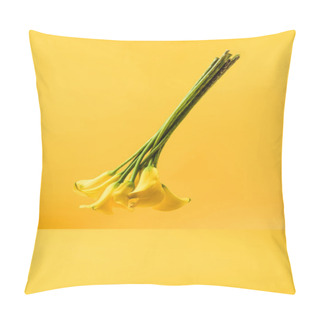 Personality  Close-up View Of Beautiful Yellow Calla Lily Flowers Isolated On Yellow Pillow Covers