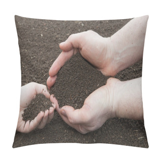 Personality  Soil In Hands Pillow Covers