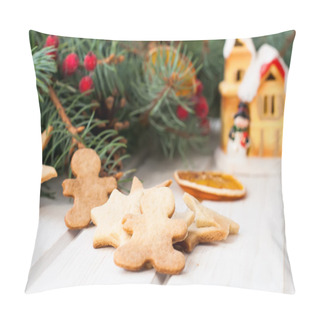 Personality  Christmas Gingerbread On The Background Of Fir Branches And Drie Pillow Covers