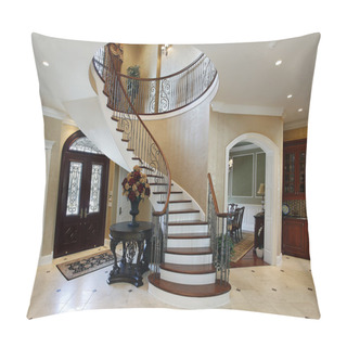 Personality  Foyer With Spiral Staircase Pillow Covers