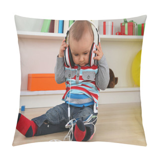 Personality  Baby Listening To Music With Headphones Pillow Covers
