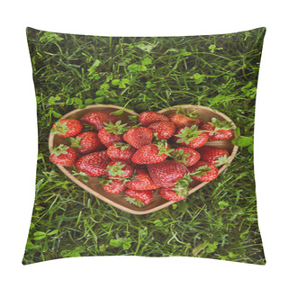 Personality  Top View Of Organic Strawberries In Wooden Heart Shaped Plate On Green Grass  Pillow Covers