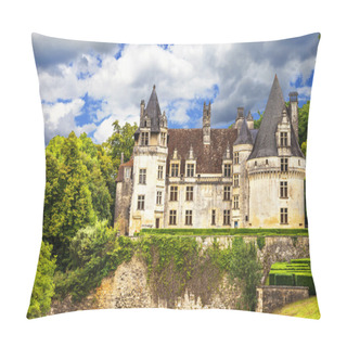 Personality  Beautiful Castles Of France - Puyguilhem, Dordogne Provence Pillow Covers