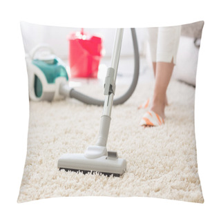 Personality  Suction Grey Carpet Cleaning With Vacuum Cleaner Pillow Covers