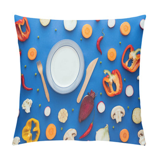Personality  Top View Of Empty Plate With Fork And Knife And Various Fresh Sliced Vegetables On Blue Pillow Covers