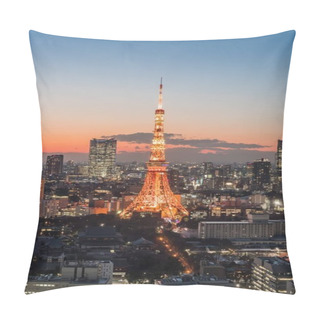 Personality  Tokyo City View With Tokyo Tower At Night Pillow Covers