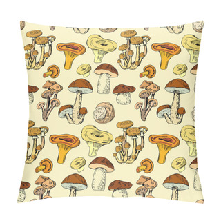 Personality  Seamless Pattern With Hand Drawn Edible Mushrooms Pillow Covers