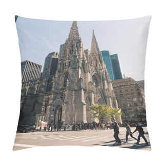 Personality  NEW YORK, USA - OCTOBER 11, 2022: Wide Angle View Of St. Patrick's Cathedral On Urban Street In Manhattan  Pillow Covers