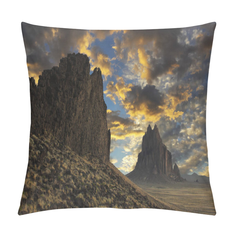 Personality  A Gorgeous Sunset Over A Shiprock Horizon Pillow Covers