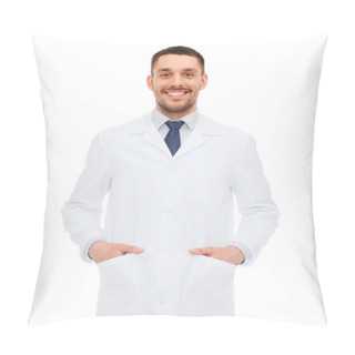 Personality  Smiling Male Doctor In White Coat Pillow Covers