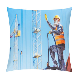 Personality  Construction Worker On Top Of Excavator Cabin Pillow Covers