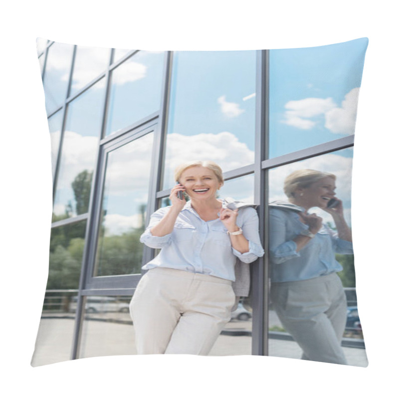 Personality  Smiling Woman Talking By Phone Pillow Covers
