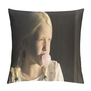 Personality  Girl Blowing A Bubble With Gum Pillow Covers