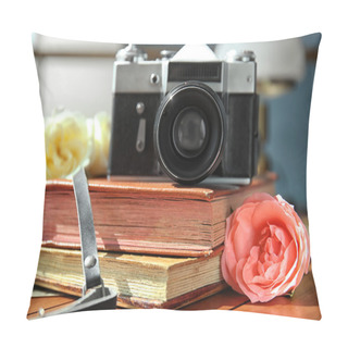 Personality  Vintage Camera And Beautiful Roses On Photo Albums Pillow Covers