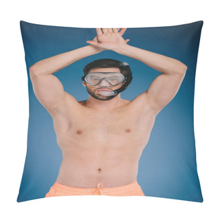 Personality  Handsome Shirtless Young Man In Shorts And Diving Mask Raising Hands And Looking At Camera On Blue Pillow Covers