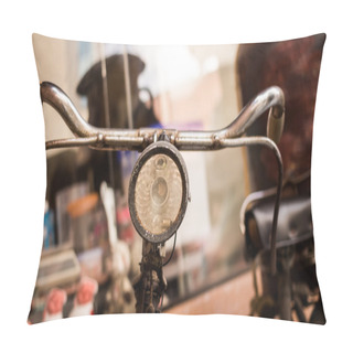 Personality  Old Bicycle Close Up Pillow Covers