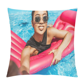 Personality  Smiling Asian Girl In Sunglasses Taking Selfie On Inflatable Mattress In Swimming Pool Pillow Covers