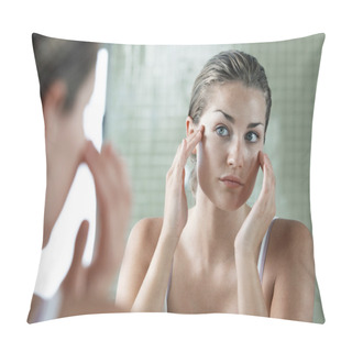 Personality  Woman Applying Facial Cream Pillow Covers