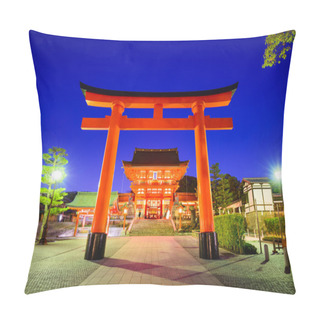 Personality  Fushimi Inari Shrine Pillow Covers