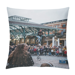 Personality  London, UK - January 5, 2019: Crowd Watching Street Artist Performing In Front Of Covent Garden Market, One Of The Most Popular Tourist Sites In London, UK. Pillow Covers