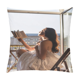 Personality  Attractive Woman Covered In White Sheet Reading Book And Sitting On Balcony Pillow Covers