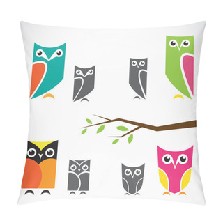 Personality  Vector Group Of Owls And Branch  Pillow Covers