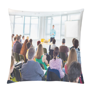 Personality  Speaker Giving A Talk At Business Meeting. Pillow Covers