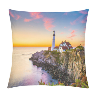 Personality  Cape Elizabeth, Maine, USA At Portland Head Light. Pillow Covers