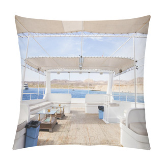 Personality  Upper Deck Of Recreational Boat Pillow Covers