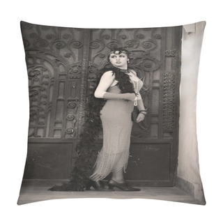 Personality  Retro Woman 1920s - 1930s Standing In The Gate Pillow Covers