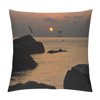 Personality  Seagulls Fly Against A Rising Sun Pillow Covers